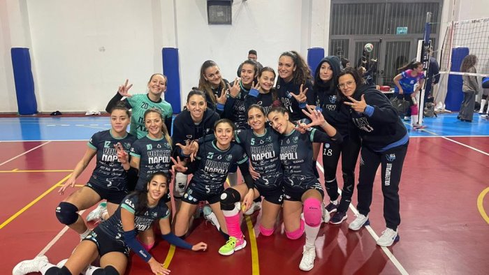 autouno volley napoli tre punti e qualificazione alla coppa campania