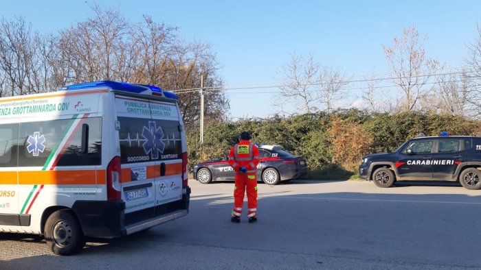 incidente a grottaminarda tra un auto e una moto un morto