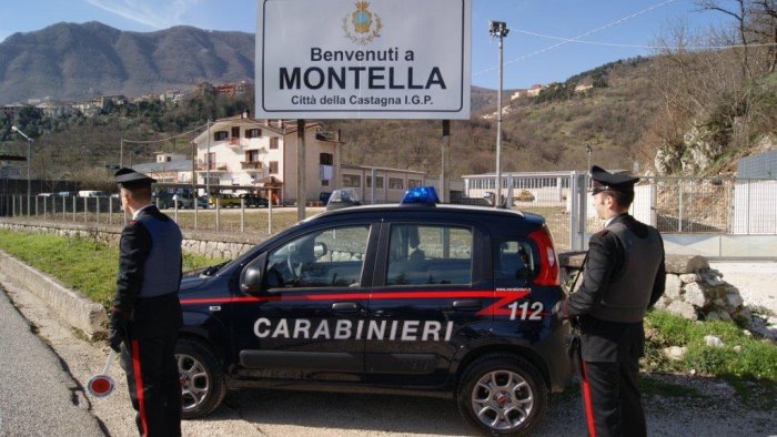 montella 24enne tenta di lanciarsi dal dirupo della falconara salvata