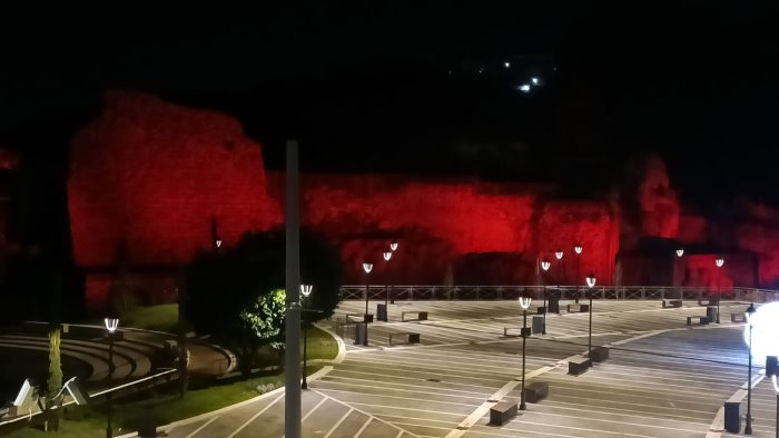 avellino nuove luci a piazza castello brilla il centro antico