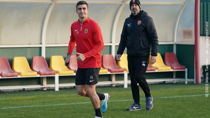 benevento simonetti corre verso la turris