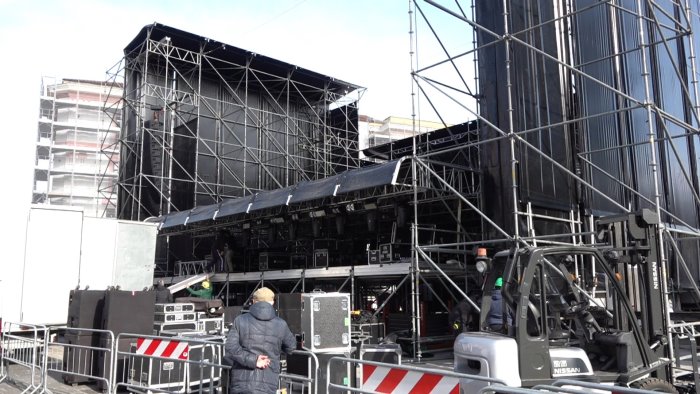 capodanno ad avellino con venditti e luche in 20mila in piazza ecco il piano