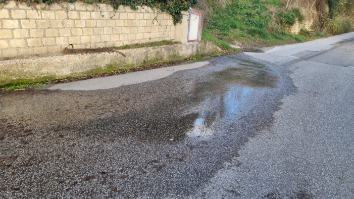 ariano con il grande gelo in arrivo si rischia davvero grosso lungo le strade