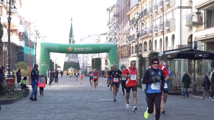 vigili del fuoco 500 atleti da tutta italia ad avellino per la gara podistica