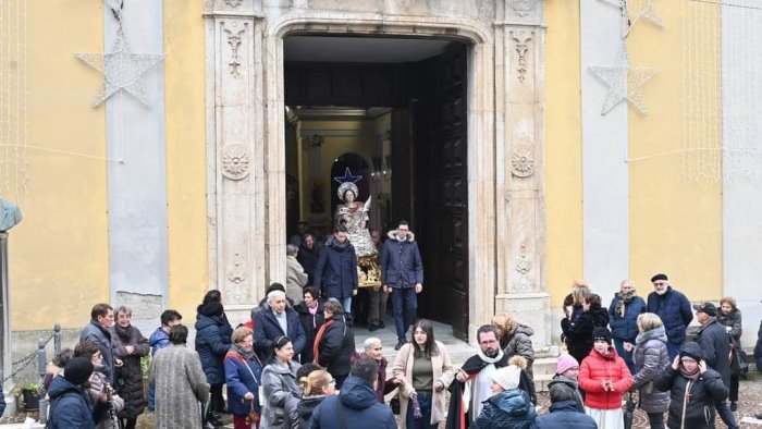 sorbo serpico fede e devozione in occasione della ricorrenza di santa lucia