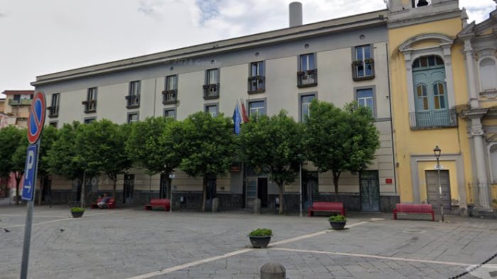 rischio infiltrazioni dei clan commissione d accesso al comune di pomigliano