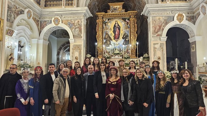 baronissi successo per la rievocazione storica di margherita di durazzo