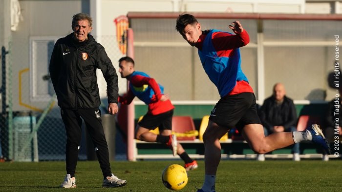 benevento si ricomincia a lavorare assente oukhadda