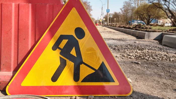 lavori sulla sede stradale da domani senso unico alternato su alcune strade