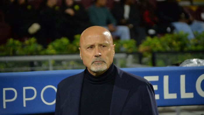 salernitana nuovo test con la primavera colantuono divide il gruppo