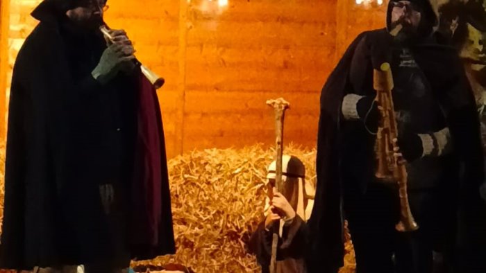 presepe itinerante organizzato dalla scuola primaria di perrillo