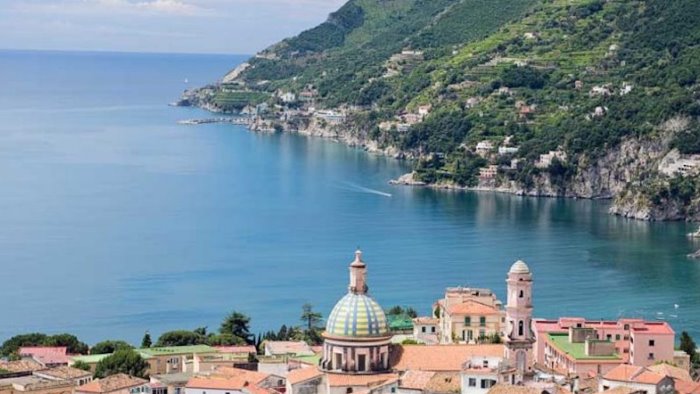 edificio a rischio a vietri sul mare istituito senso unico alternato