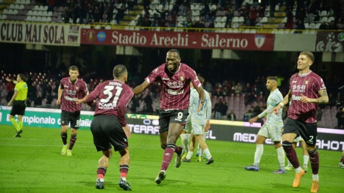 salernitana finalmente gli attaccanti wlodarczyk e simy ritrovano il gol