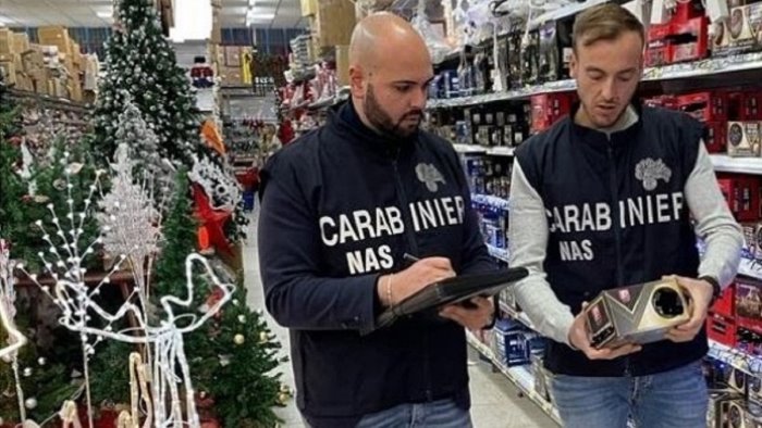 natale sicuro nas sequestrano 26mila prodotti tra salerno avellino e benevento