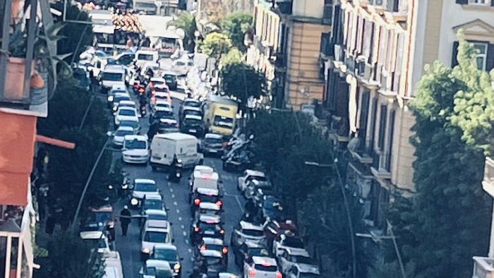 napoli municipalita collinare un altro sabato di traffico infernale