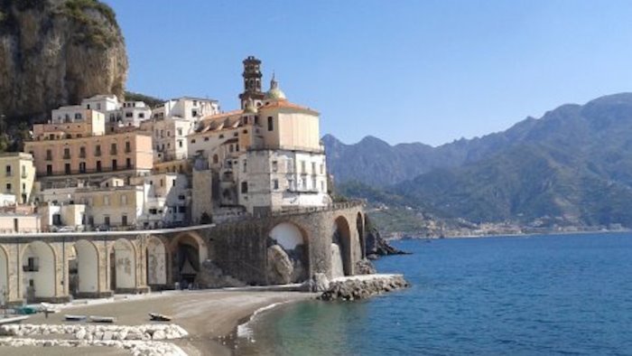 atrani intitolata a matteo di lieto sala museale del comune