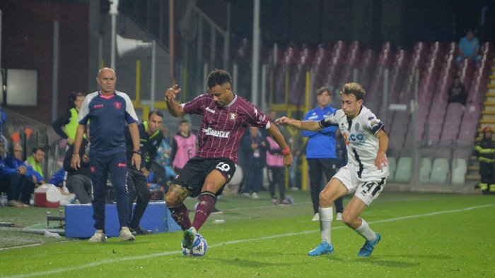 salernitana si ferma tello problema al polpaccio per il centrocampista