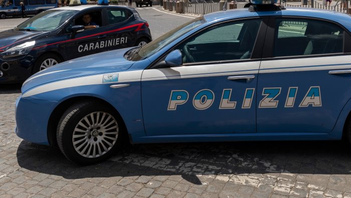 sorpreso a rubare nel bar di un area di servizio arrestato 33enne