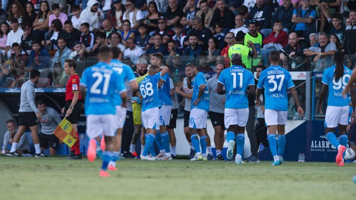 un napoli tutto diverso per battere la lazio e proseguire in coppa italia