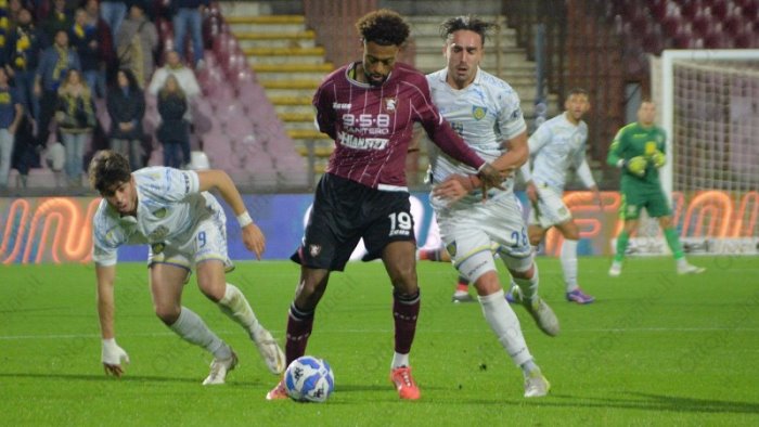 salernitana esami per reine adelaide c e un timore