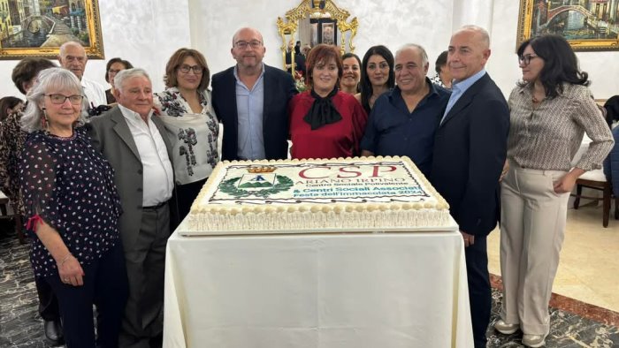 pranzo dell immacolata per la terza eta a sturno in 300 da ariano a casa reale