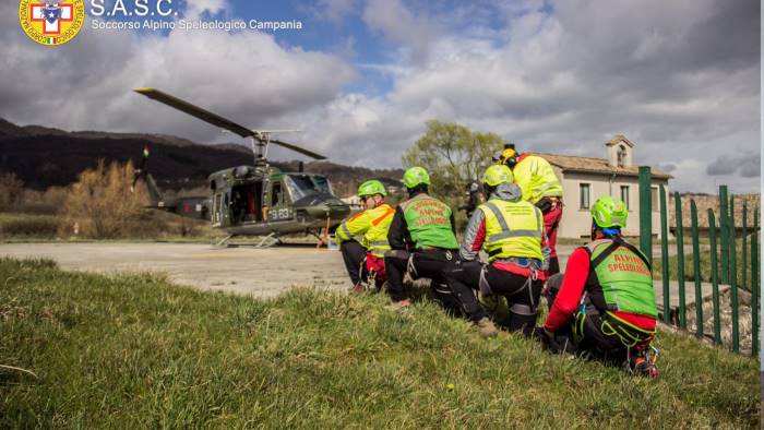 ritrovati i due escursionisti dispersi in costiera