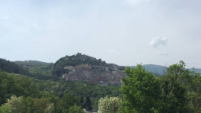 vignette sessiste contro la vicesindaco offesa alle donne