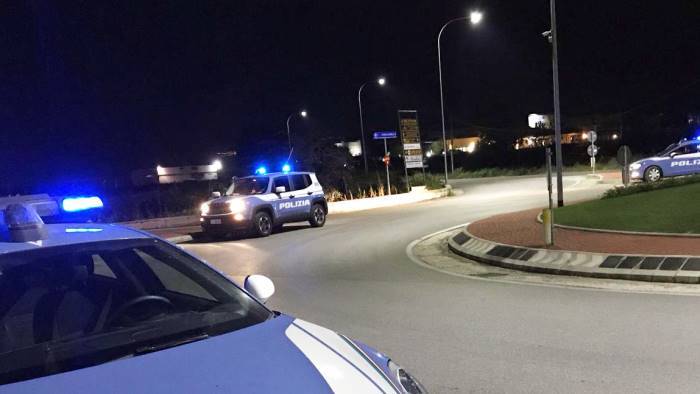 rapina in autogrill a torre annunziata arrestato un 32enne