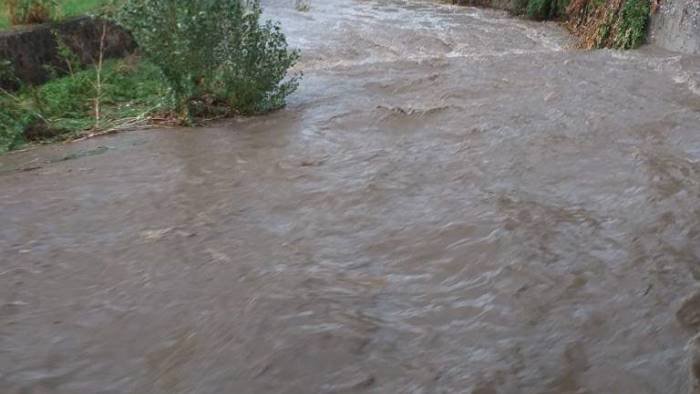 maltempo cilento evacuate 12 famiglie per una frana