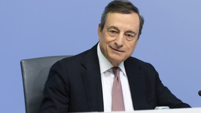 mattarella costringera draghi a fare il premier