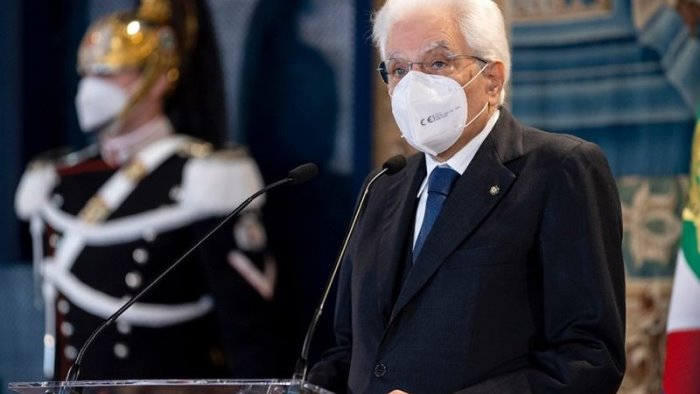 covid mattarella riconoscenti al personale sanitario