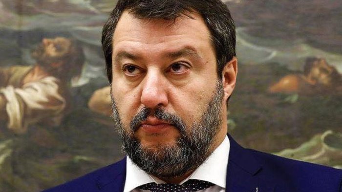 salvini arcuri non e riuscito a fare cio per cui e pagato