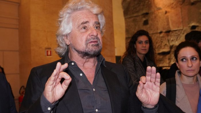 m5s grillo abbiamo idee e spirito andiamo lontano