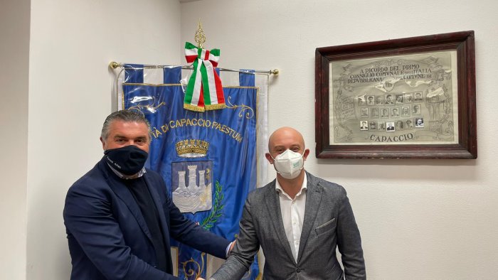 capaccio fuori nobili in consiglio entra antonio agresti