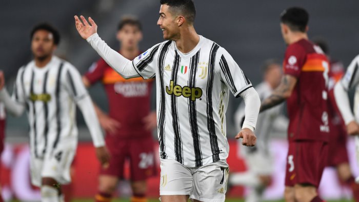 vittoria e sorpasso juventus roma 2 0