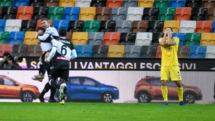 l udinese passa nel finale verona sconfitto 2 0