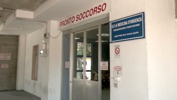 lite tra studenti a vallo della lucania 14enne finisce in ospedale