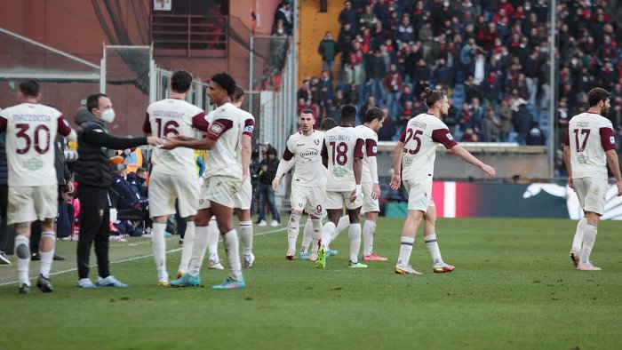 genoa salernitana 1 1 bonazzoli risponde a destro pari a marassi