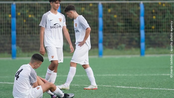 under 16 il lecce espugna l avellola