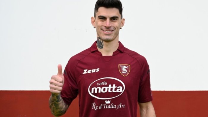 ufficiale salernitana undicesimo colpo targato sabatini firma perotti