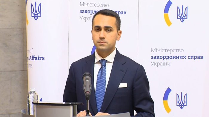 ucraina di maio l unica via e la soluzione diplomatica