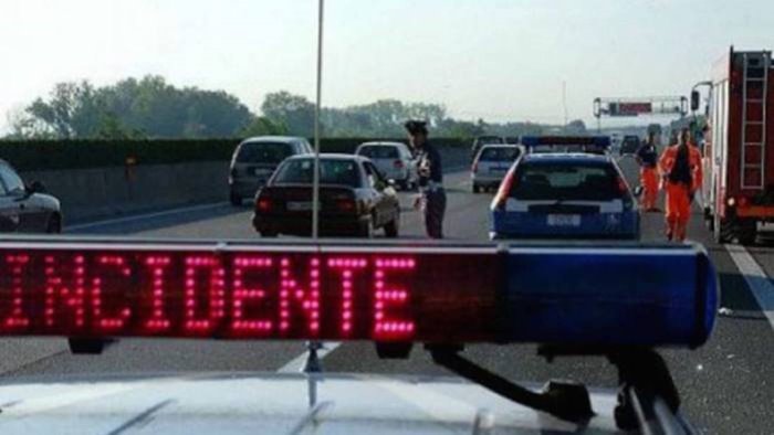 incidente mortale strada deviata in direzione angri