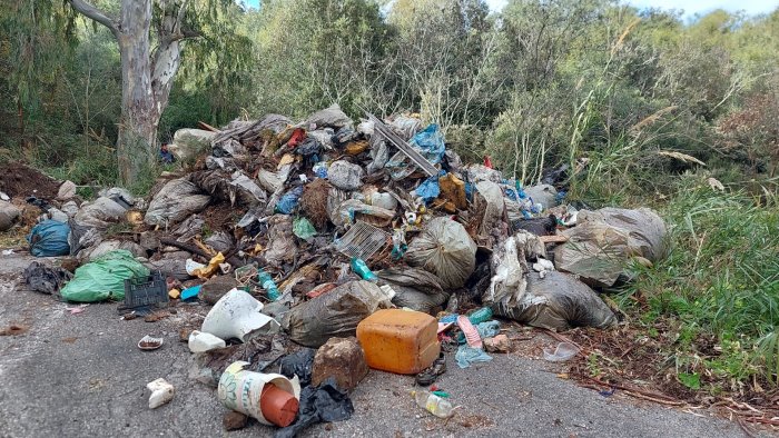 discariche abusive al via la bonifica a castellabate