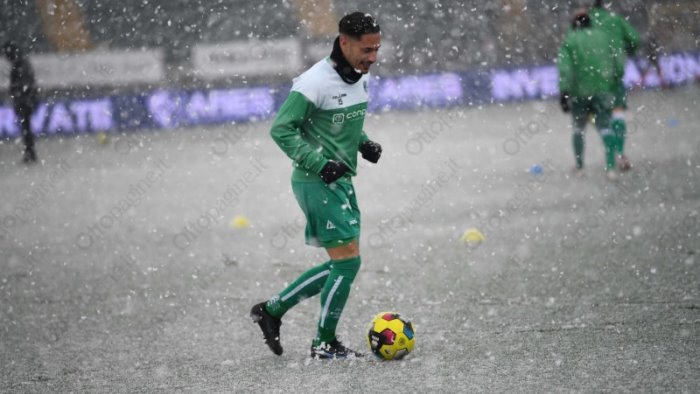 aloi la testa e gia alla paganese pronti a passare al 4 3 3