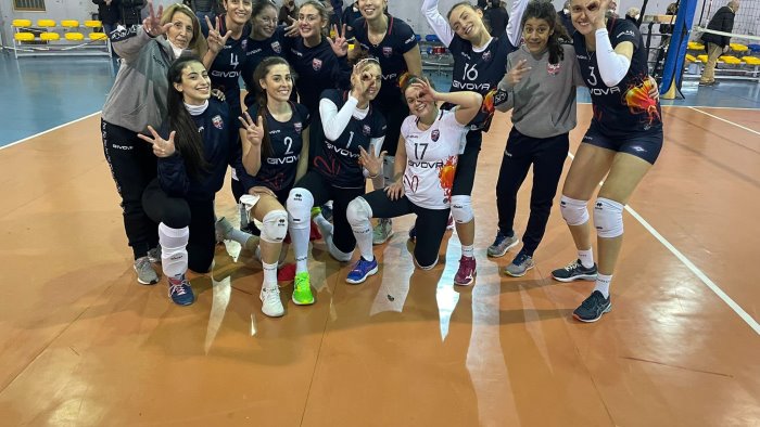 volley b1 la givova fiamma torrese si prende il derby campano