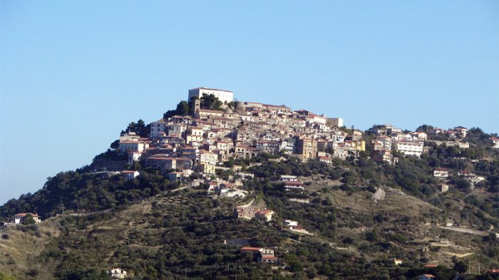 castellabate il comune chiede all asl un punto fisso di primo soccorso