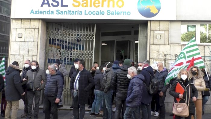 sanita rottura tra sindacati e asl lavoratori verso lo sciopero generale