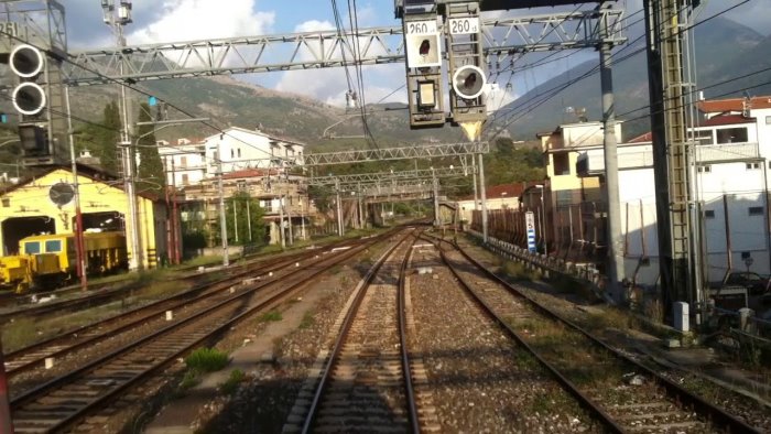 il parlamento si mobilita per velocizzare la linea ferroviaria paestum maratea