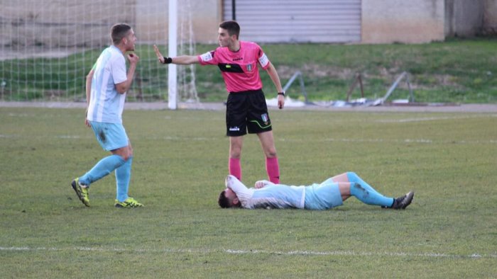 serie d arbitro cilentano all esordio