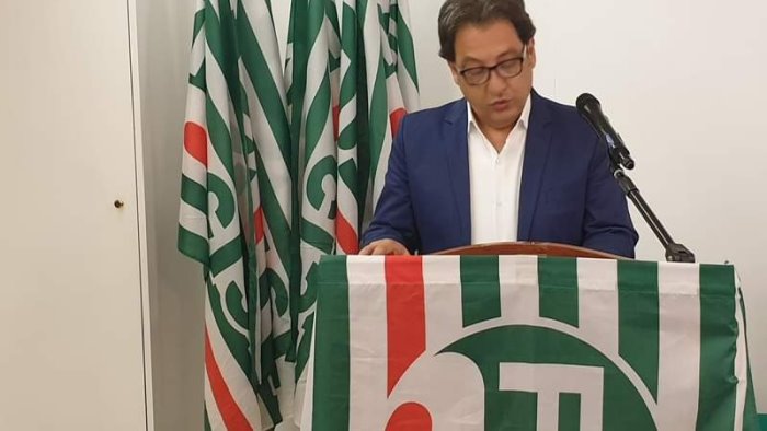 forestali la provincia anticipa le retribuzioni agli operai